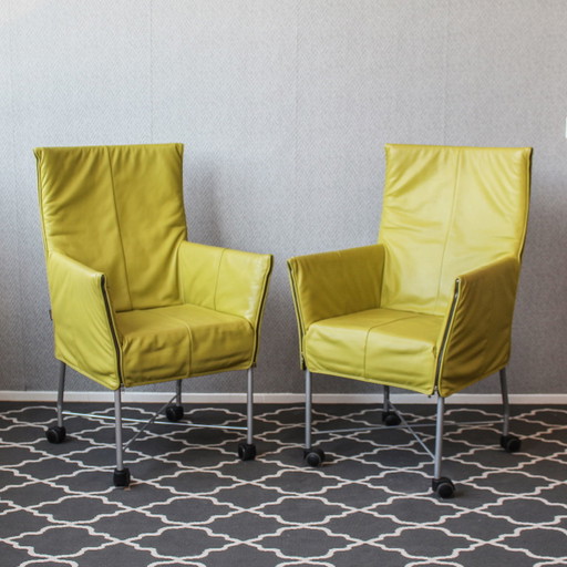 (8) Montis Chaplin – Limegroen leder – rvs + wiel