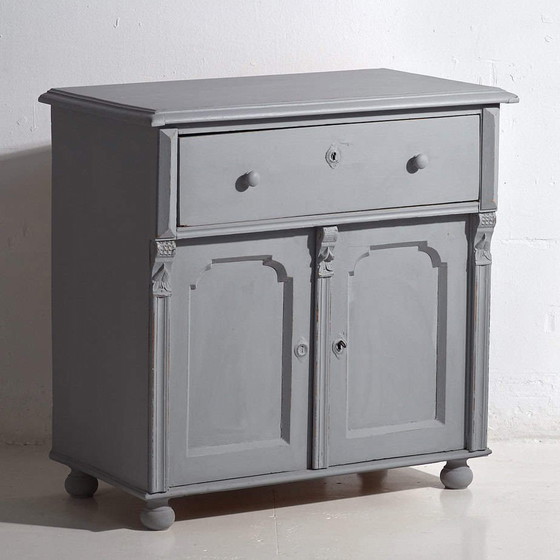 Antique two-door living room chest of drawers (c.1920) #15 – Wood (photo 4 of 38)
