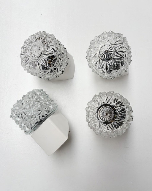 Set di 4 applique o plafoniere vintage in vetro, anni '70 – plafondlampen, Plastic, Glass (photo 2 of 14)