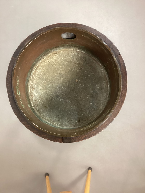 Image 1 of Table à plantes antique 2 étages en osier et rotin