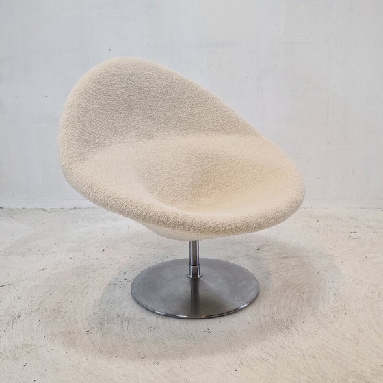 Image 1 of Vintage globe fauteuil met voetenbankje van Pierre Paulin voor Artifort, 1960