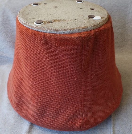 Image 1 of Pierre Paulin Hocker