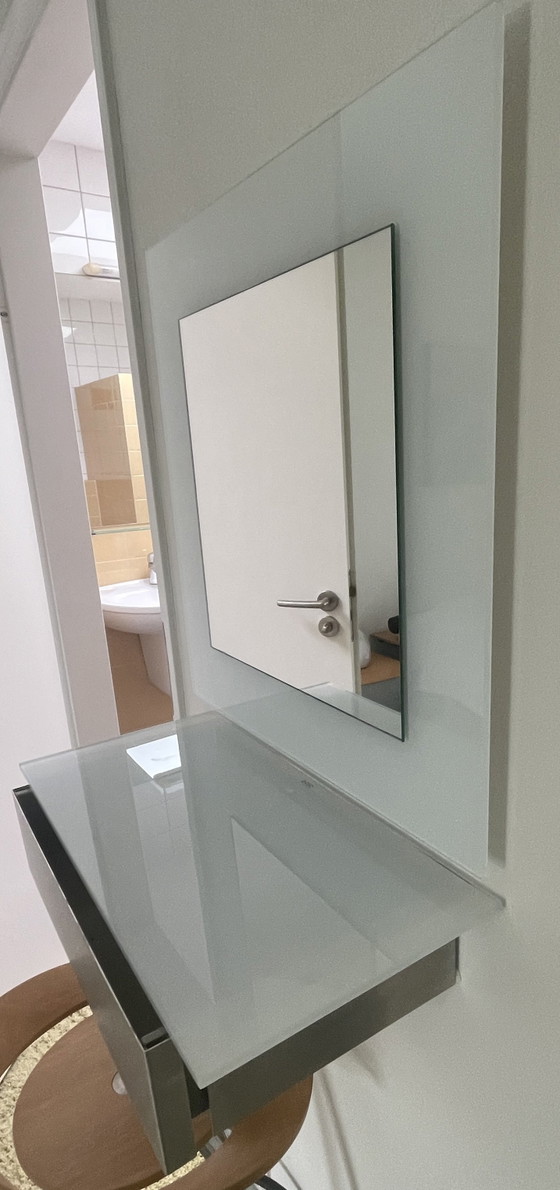 Image 1 of Schminktisch mit Hocker