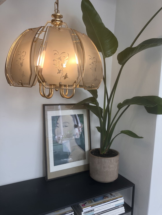 Image 1 of Suspension vintage Hollywood Regency en laiton doré