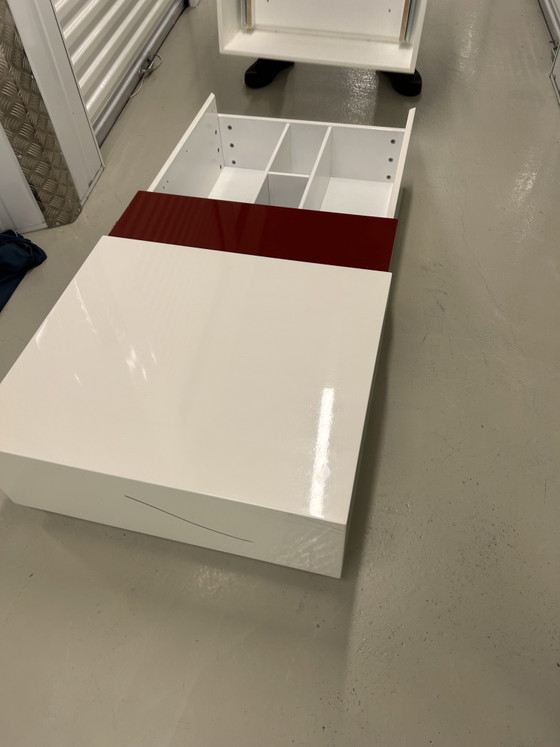 Image 1 of Mooie hoogglans salontafel 