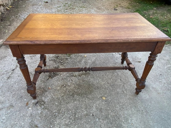 Image 1 of Schreibtisch mit 2 Schubladen, massive Eiche, 130 x 71 cm