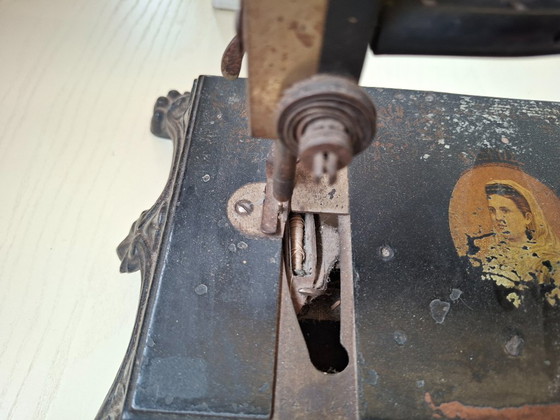 Image 1 of Rare Antique Junker & Ruh Sewing Machine - Model "Rhineland" / F - Late 19th Century