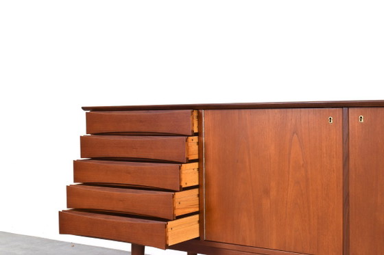 Aparador de teca Mid-Century de Fredrik A. Kayser, Noruega, años 60., Fredrik Kayser, Aparadores, Madera (foto 15 de 15)