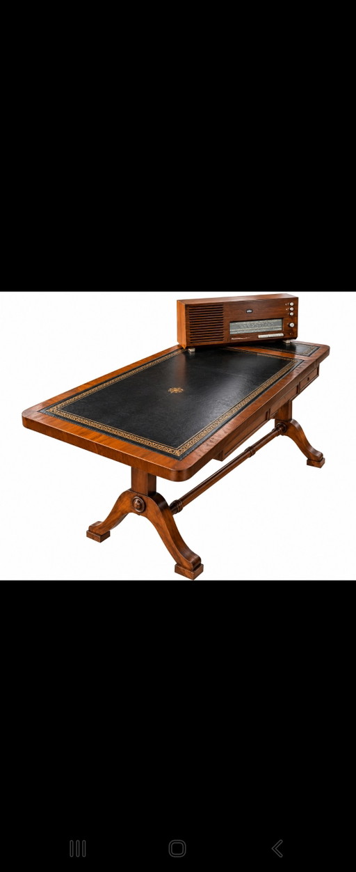 Klassieke Engelse Salontafel 'RAC Royal Antique' – Drop-leaf