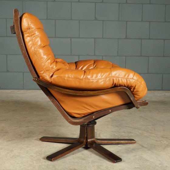 Skandinavischer Drehsessel aus der Mitte des 20. Jahrhunderts – cognacfarbenes Leder – 1970er Jahre – Canvas (photo 2 of 12)