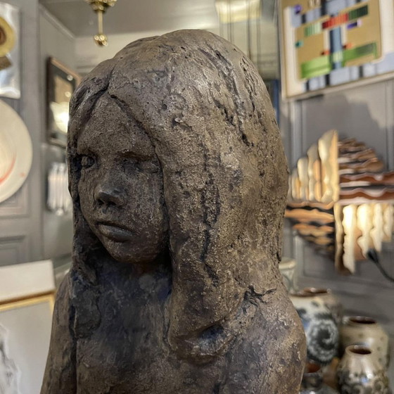 Fille en grès dans le style d'Elie van Damme pour Amphora, années 1970 – Sculptures, Ceramic, Art Deco (photo 4 of 13)
