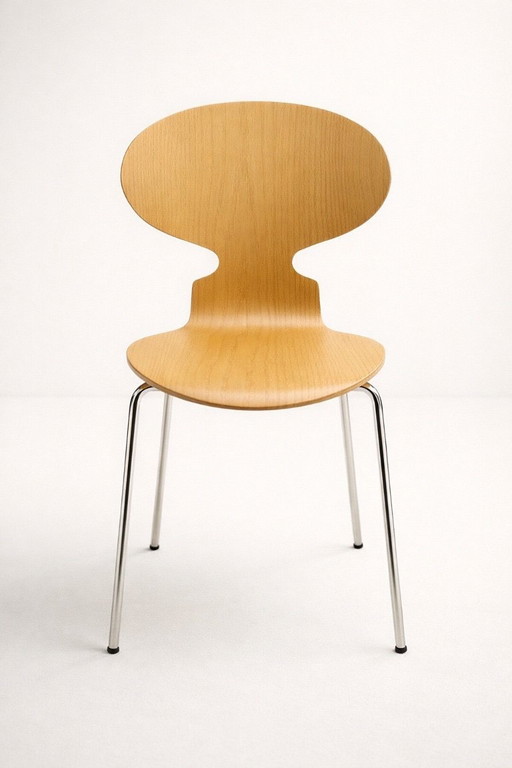 4 Sedie Arne Jacobsen ANT 3101 Fritz Hansen
