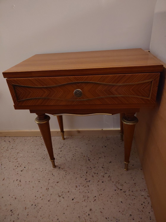 Image 1 of Vintage Luigi XVI-stijl nachtkastje/bijzettafel, vaso anni '50