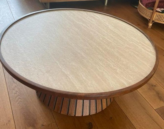 Image 1 of Round coffee table made of wood