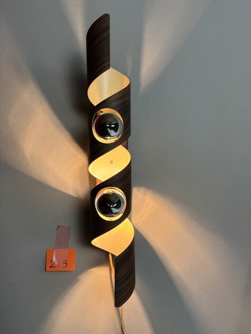 Lámpara de pared Raak Spiral con acabado efecto madera: diseño holandés de mediados de siglo, años 70