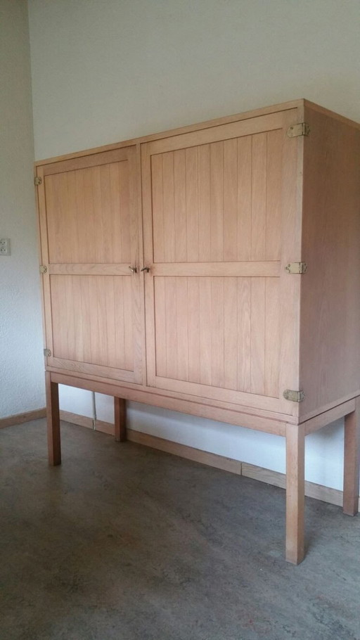 Cabinet Kurt Ostervig