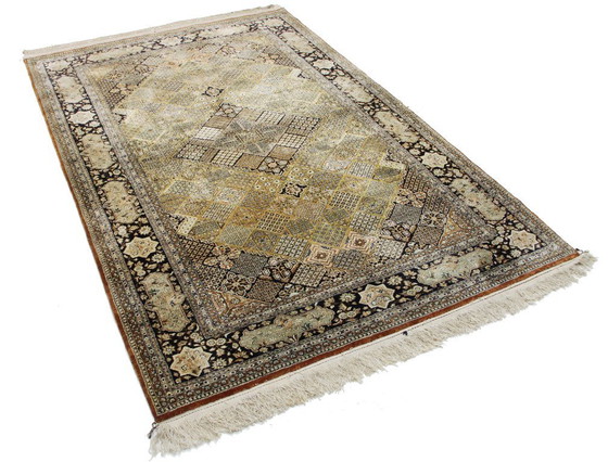 Image 1 of Tappeto persiano Ghom/Qom 100% seta, design classico antico, annodato a mano, 210 x 140 cm