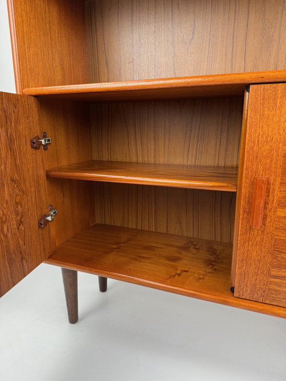 Image 1 of Libreria/mobile bar in teak danese: eleganza compatta di metà secolo