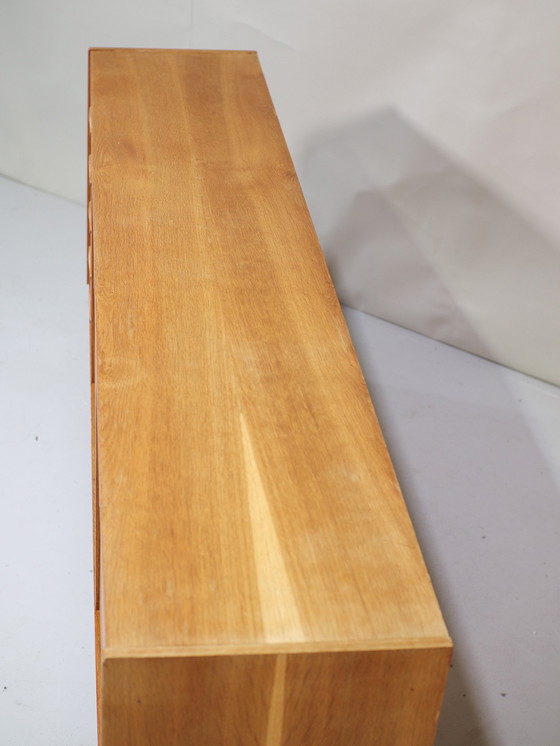 Image 1 of Lowboard lang dressoir Deens vintage eiken