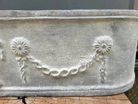 Großer gusseiserner Pflanzkübel grau Jardiniere, Gusseisen, Eisen, Vintage (Foto 4 von 9)