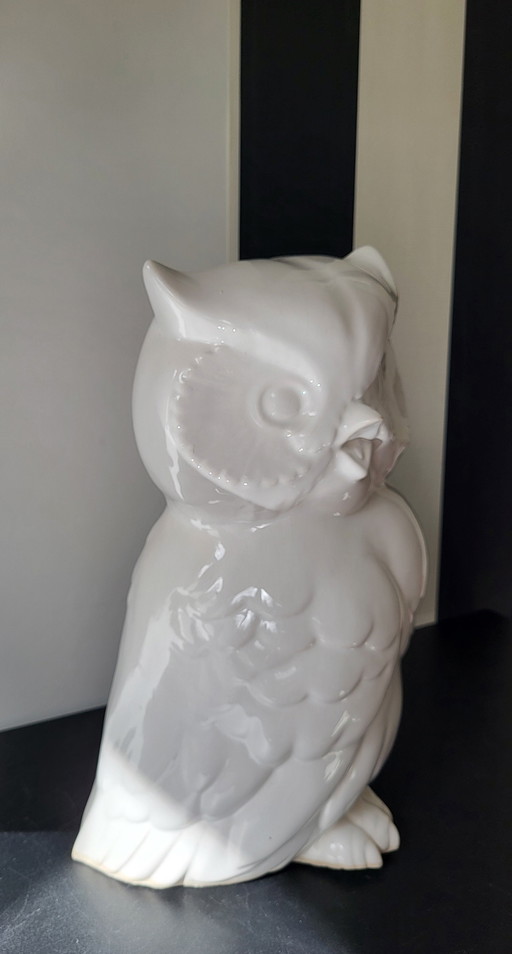 Gufo in ceramica vintage degli anni '70, diventato un oggetto di culto.