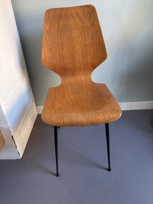 Vintage industriële stoel