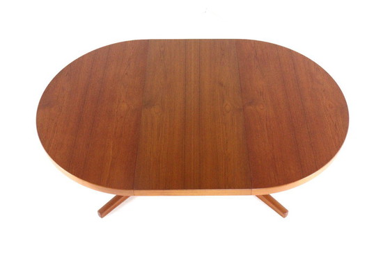 Image 1 of Round 2x extendable Danish design dining table vintage