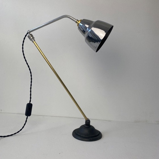Image 1 of ANCIENNE LAMPE D’ATELIER INDUSTRIEL ARTICULEE
