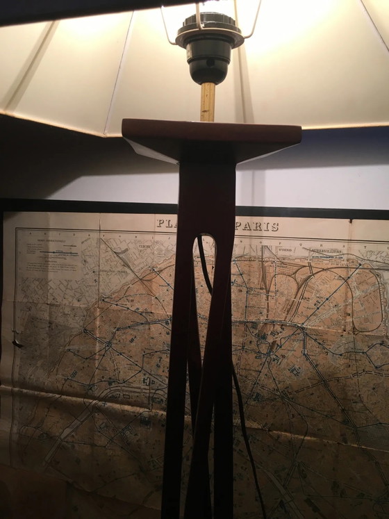 Lampada in mogano con base scolpita. – Lampade da tavolo, Vintage (photo 4 of 9)
