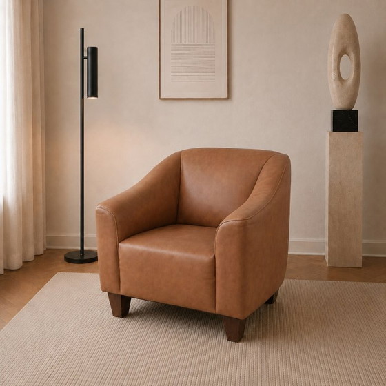 Vintage Cognac Leather Lounge Chair & Ottoman | Timeless 1990s Design – Armchairs, Wood (photo 3 of 7)