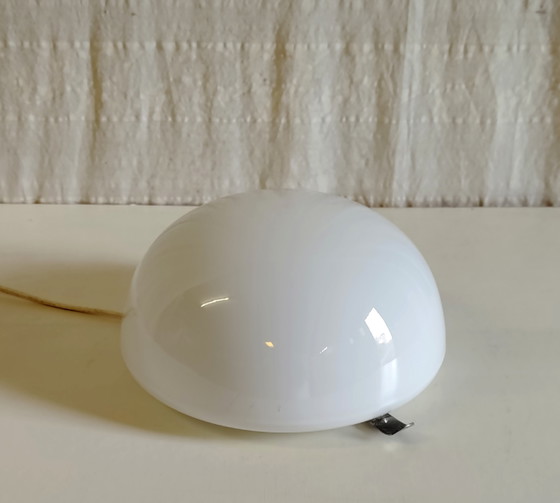 Plafonnier ou applique globe opaline diam. 20cm - Mid. XXeme – Glass (photo 6 of 8)