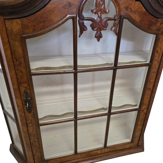 Antiker Wandvitrine aus Wurzelnussholz, 1970er Jahre – Wanddekoration, Wood (photo 4 of 7)