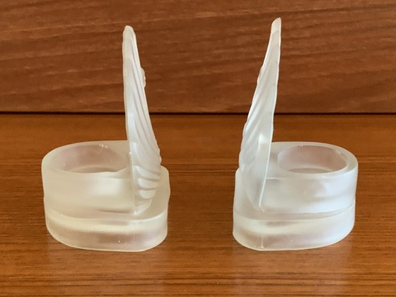 Image 1 of Bougeoirs cygnes en verre dépoli, style Art déco, lot de 2, années 1930