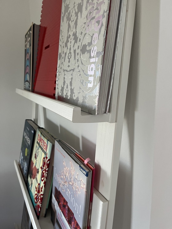 Image 1 of Estantería blanca (madera maciza)