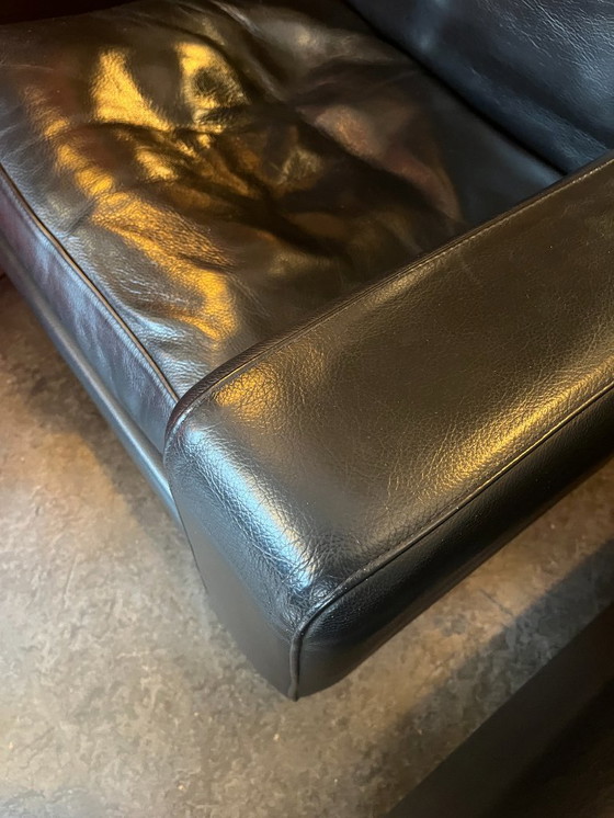 Image 1 of Set di 2 eleganti poltrone vintage in pelle