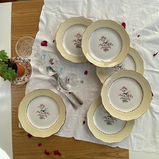 6 antike, cremefarbene Steingut-Speiseteller mit Goldrand und floralem Dekor, Dekor L'Amandinoise Brigitte, Vintage
