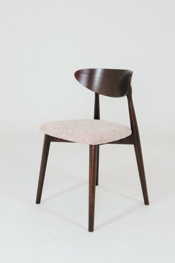 Image 1 of Subltle pink Lot de 6 chaises de salle à manger design scandinave, bois couleur noyer foncé