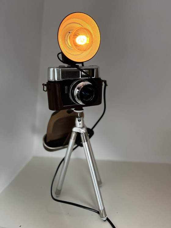 Image 1 of Unieke lamp gemaakt van retro Voigtländer camera 