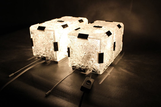 Image 1 of Coppia di applique in vetro ceco della metà del secolo di Kamenický Šenov