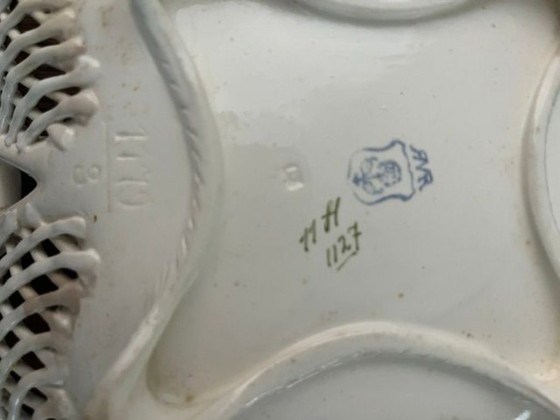 Image 1 of vieux bol à fruits en porcelaine