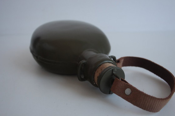 Image 1 of Bottiglia dell'esercito retrò ČSLA, 1980 circa