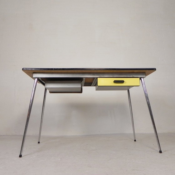 Table Formica vintage, bureau avec 2 tiroirs années 50, Tables de salle à manger, Plastique, Fer, Argenté (photo 5 sur 19)