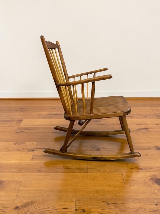 Image 1 of Antiker Schaukelstuhl um 1900–1920 mit Arretierung | Handgefertigter Windsor Rocking Chair | Folk Art Massivholz Sessel | Sammle