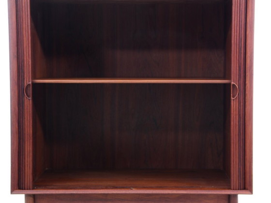 Image 1 of Piccola credenza scandinava in teak massello con ante a tenda Modello 301