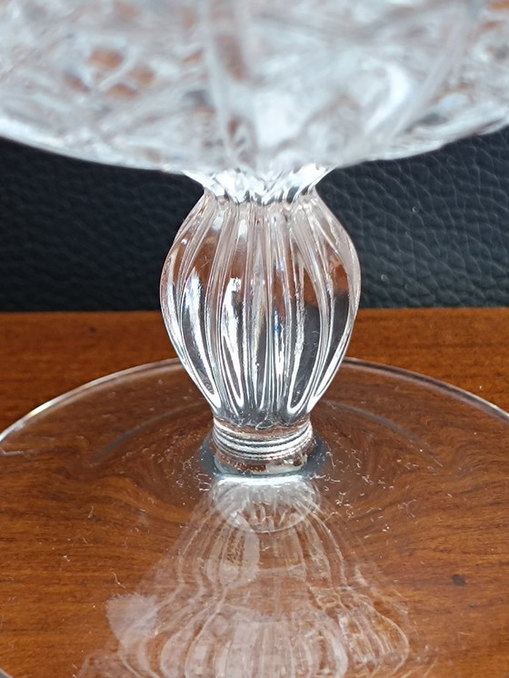 Image 1 of Antico porta caramelle in legno intagliato