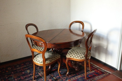 Table à manger Biedermeier avec quatre chaises, Bois d'acajou