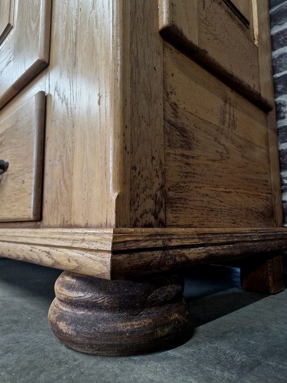 Image 1 of Armoire de chasseur / Armoire à pain / Armoire à linge / Meuble mural / Ee