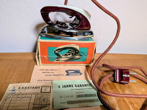 Image 1 of Travel iron