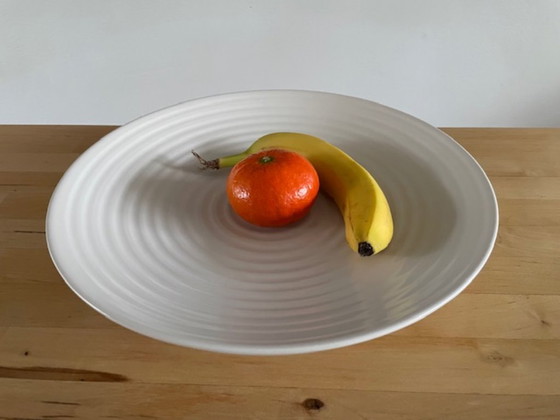 Image 1 of Große weiße Servierschüssel des finnischen Designers Pentik