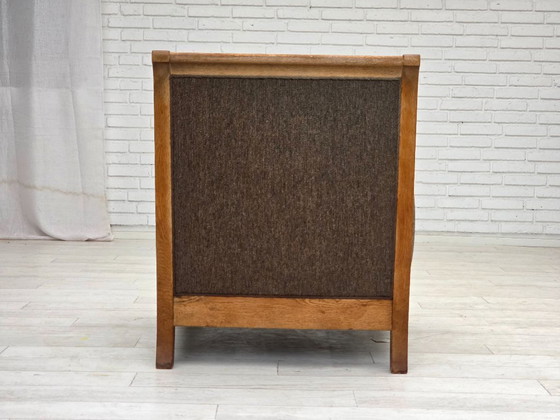 Image 1 of Années 1950, fauteuil danois, meuble en laine, bois de chêne massif sculpté.